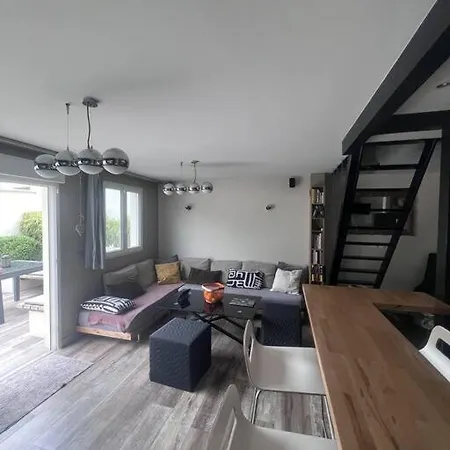 Lepadaloft Holiday home Villeneuve-Saint-Georges